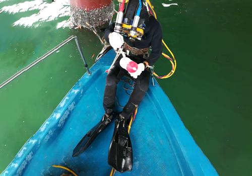 hjc888黄金城专业施工团队