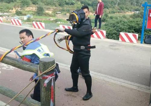 拦污栅水下堵漏